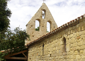 Notre Dame de Noumérens à Auriac-sur-Vendinelle - Il s'agit d'une chapelle templière inscrite aux Monuments historiques depuis 1975.  En 2002, sous l'impulsion d'une équipe de volontaires, la commune débute sa rénovation. Cinq ans plus tard, elle reçoit le Prix des  Rubans du patrimoine accordé par la Fondation du Patrimoine,  un organisme hébergé par la Fédération régionale du Bâtiment. 